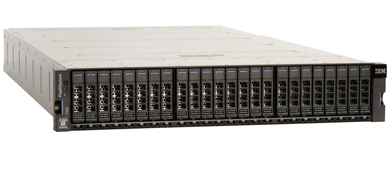 IBM FlashSystem 7300